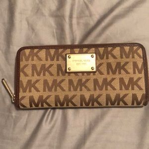 Michael Kors wallet